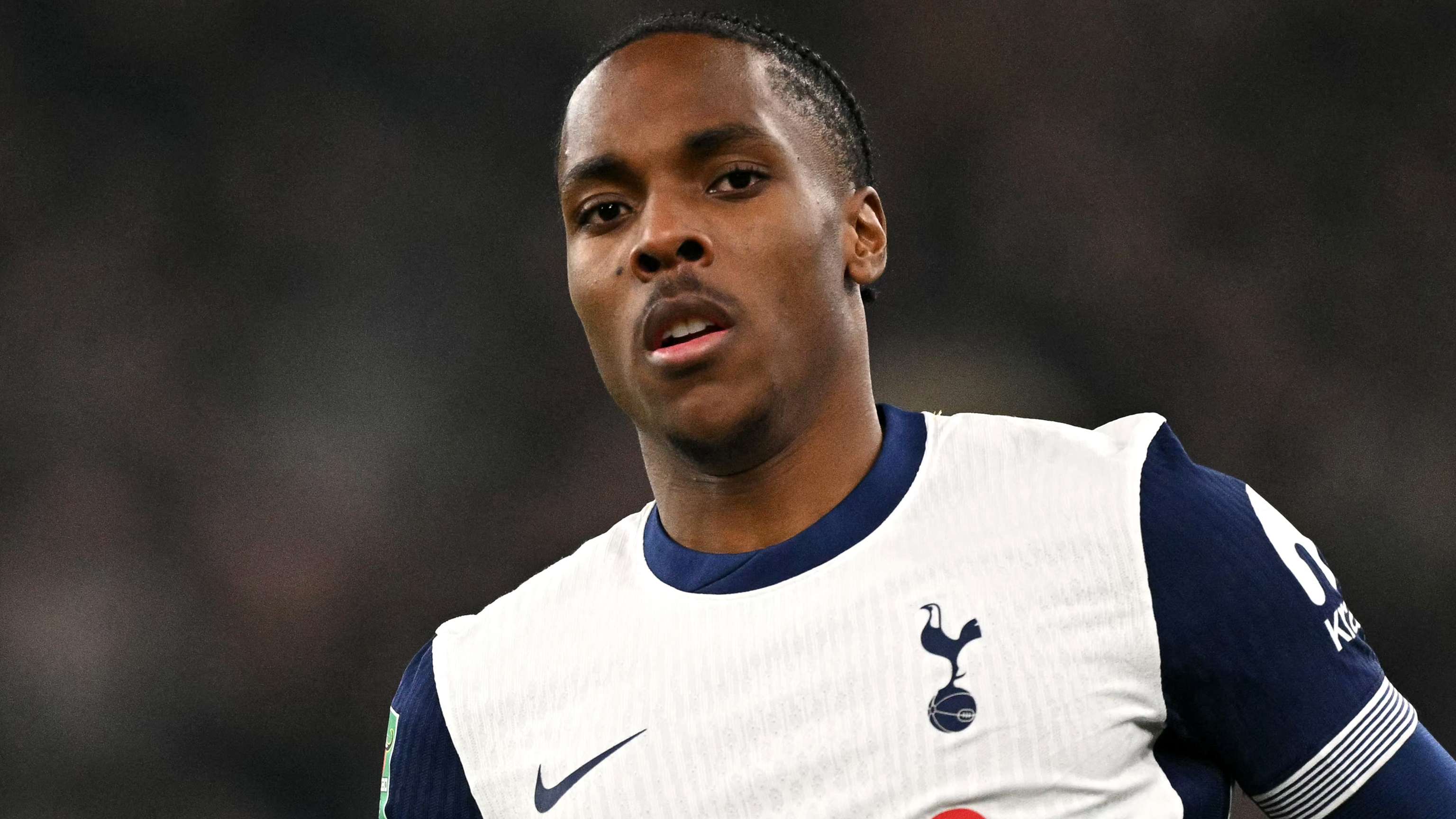 他将面临前 他将面临前